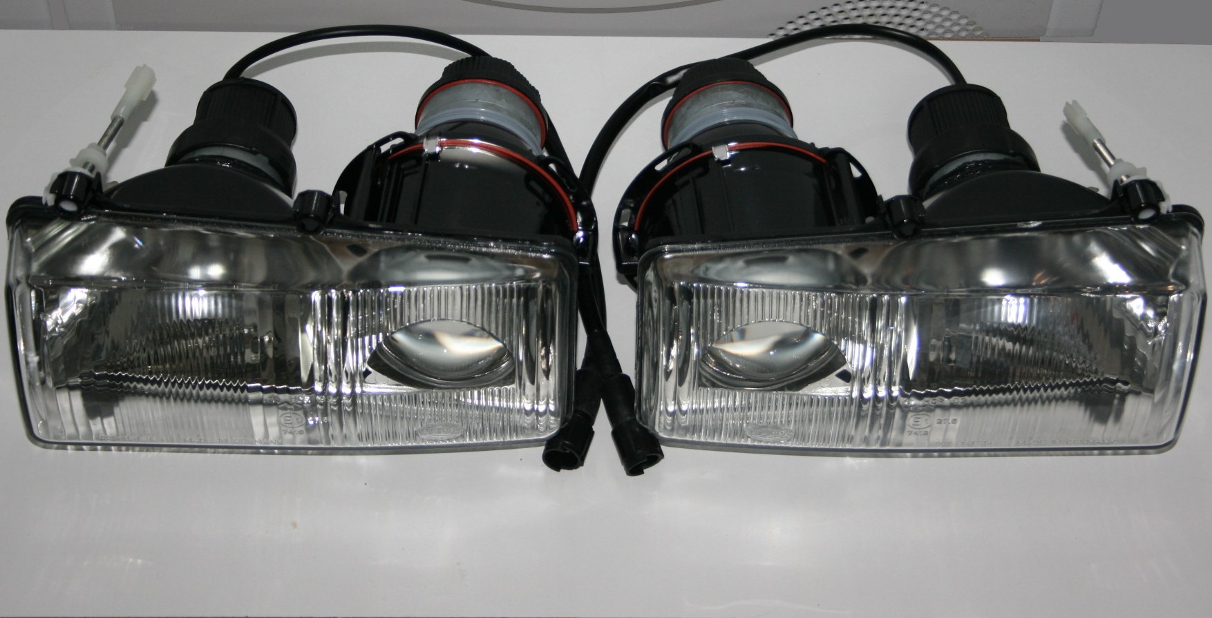 Ferrari-RHD-beide FERRARI F40 348 355 456 MONDIAL RHD HEADLIGHTS