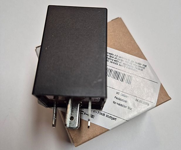 ORIGINAL PORSCHE 924 924S 944 1.SERIE SCHEIBENWISCHER INTERVALL RELAIS