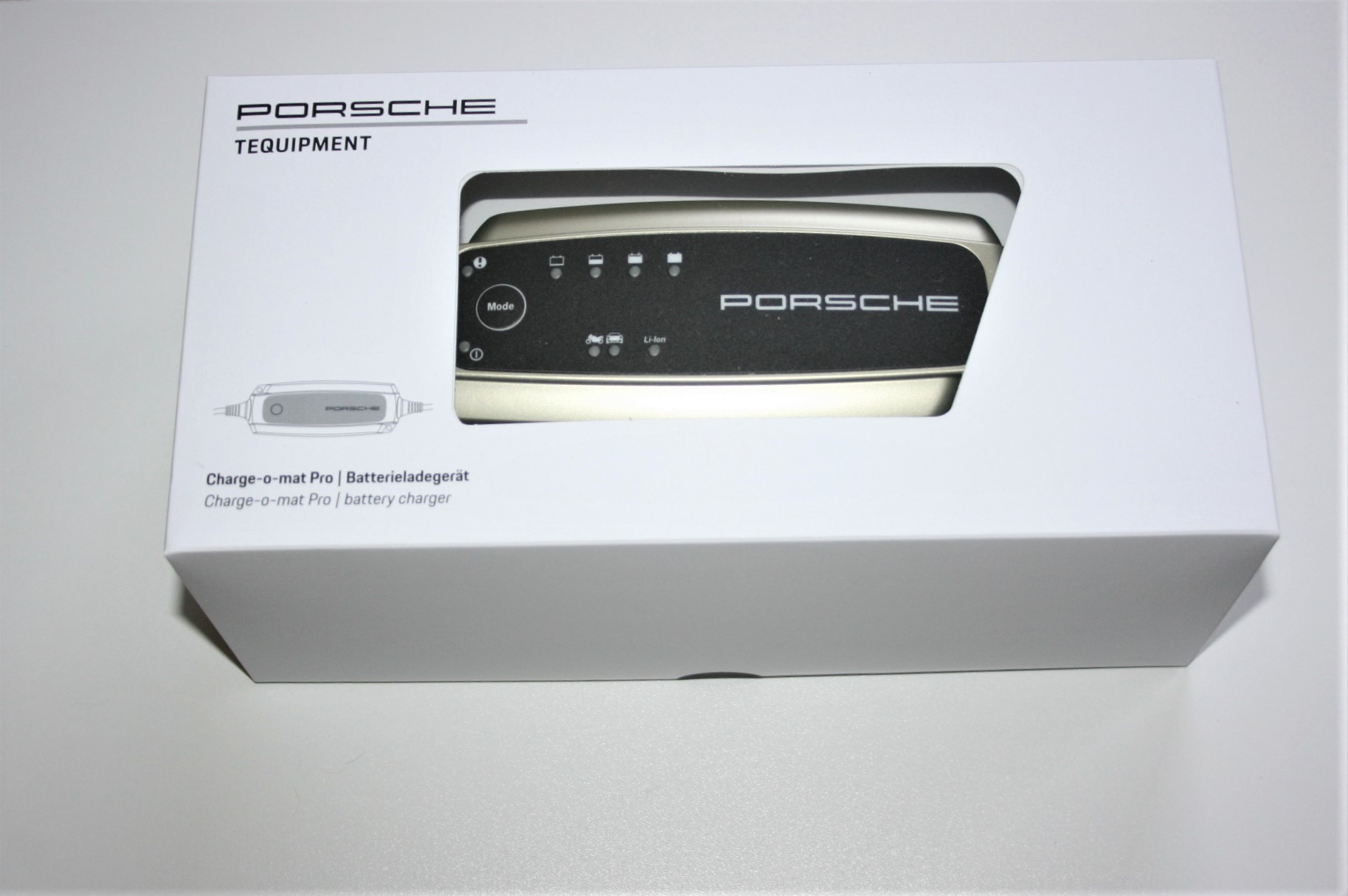 BATTERY CHARGER ONLY UK  FOR PORSCHE